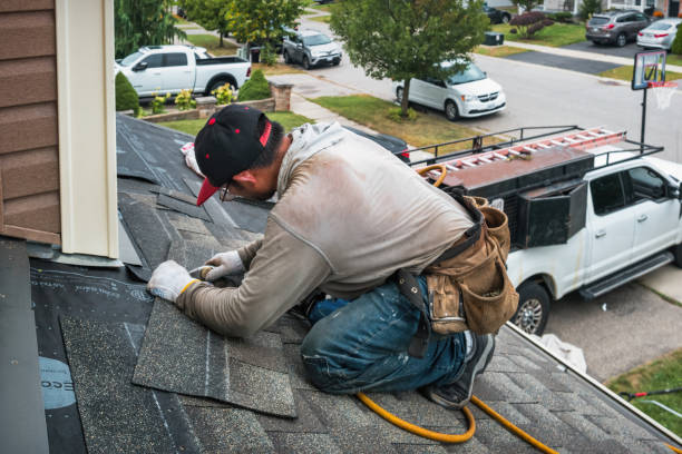 Professional Roofing technician working in Bloomsbury, NJ